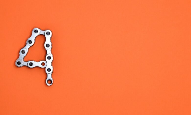 Illustration of Gray Metal Chain in 4 Digit Form