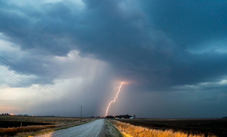 Cloud-to-ground lightning